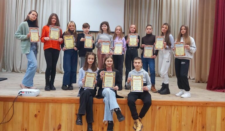 Церемонія нагородження переможців онлайн-конкурсу «ТопФотоМодель по-українськи-2»