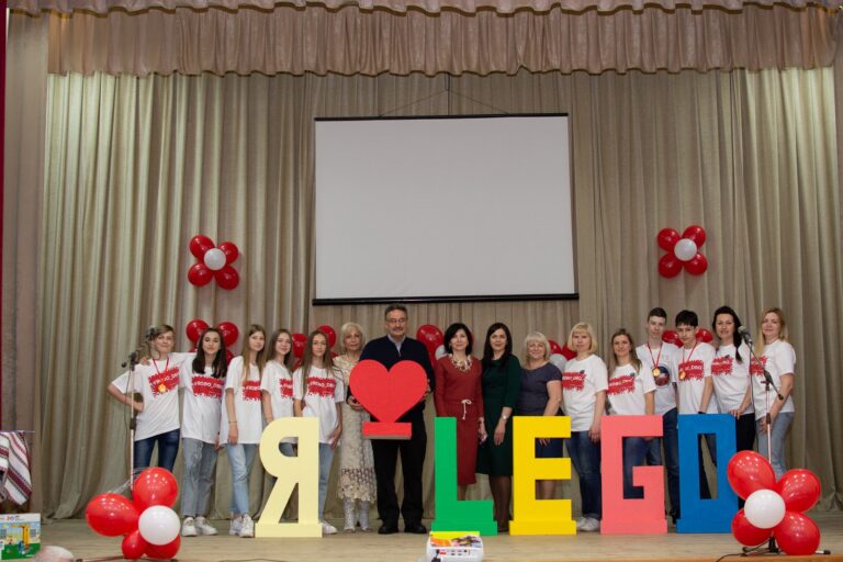 Фестиваль з робототехніки FIRST LEGO League