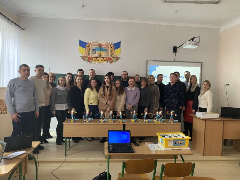 Семінар-практикум “Використання Lego Spike на уроках робототехніки”