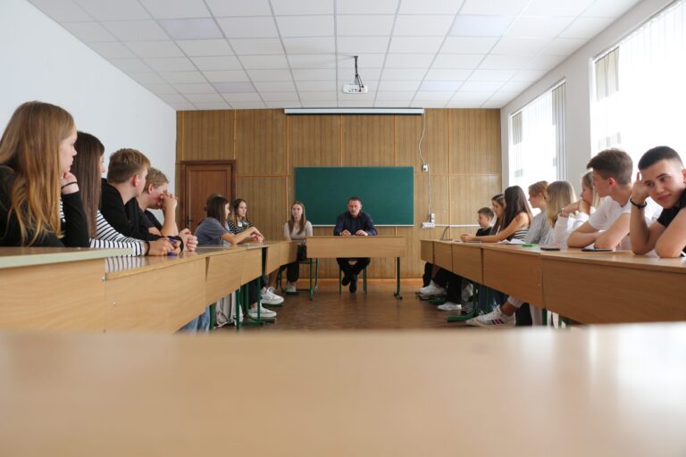 Юні активні дрогобичани долучаються до формування планів розвитку громади на 2024 рік